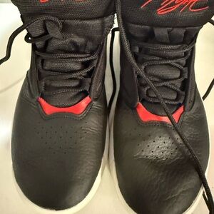 Nike Black and White Sneakers